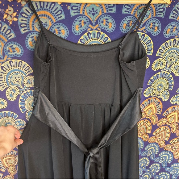 🦋5/20$🦋 black sequin waist dress - Picture 5 of 7